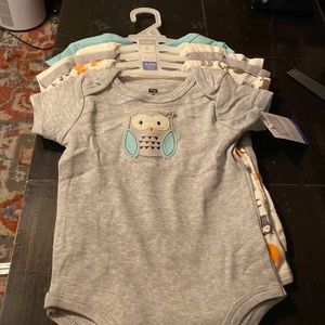 5 piece baby set brand new